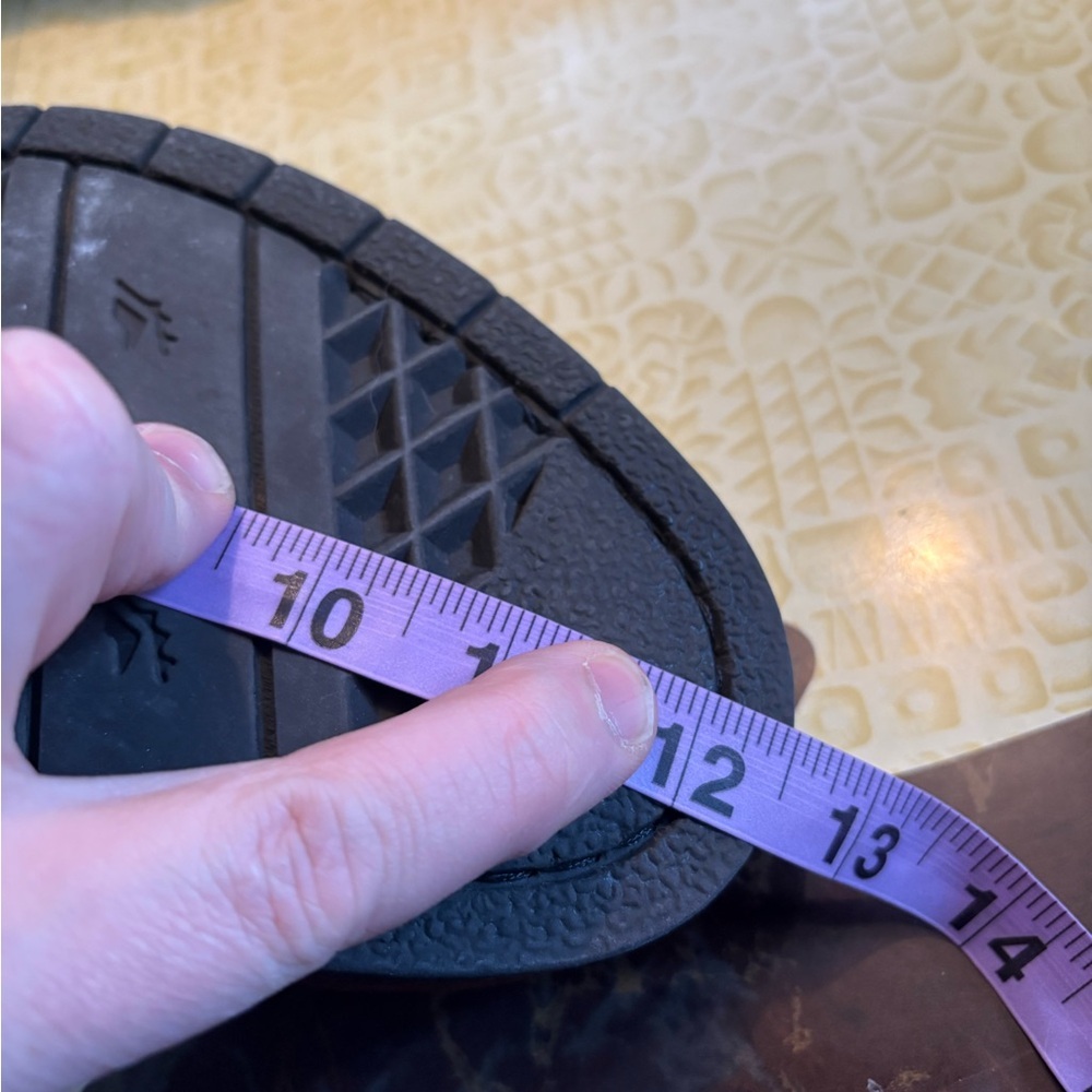 Vintage Brown Leather Loafers - Picture 9 of 10